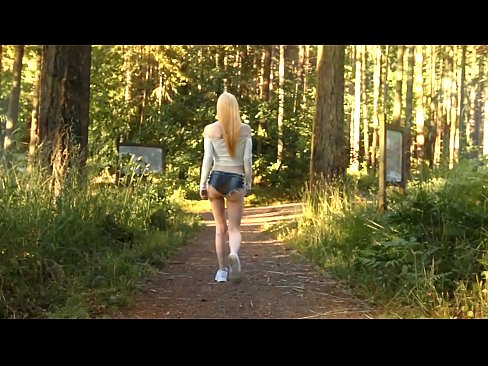 ❤️ Kaunis nainen liikkuu hitaasti, ei alaston video ❤️❌ Laadukas porno at fi.doujin-sexy.ru